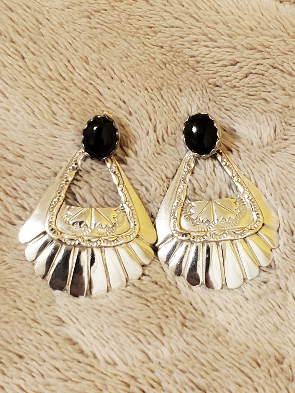 Vintage Navajo Signed "RB Sterling" ( Richard Begay) Onyx & Sterling Earrings